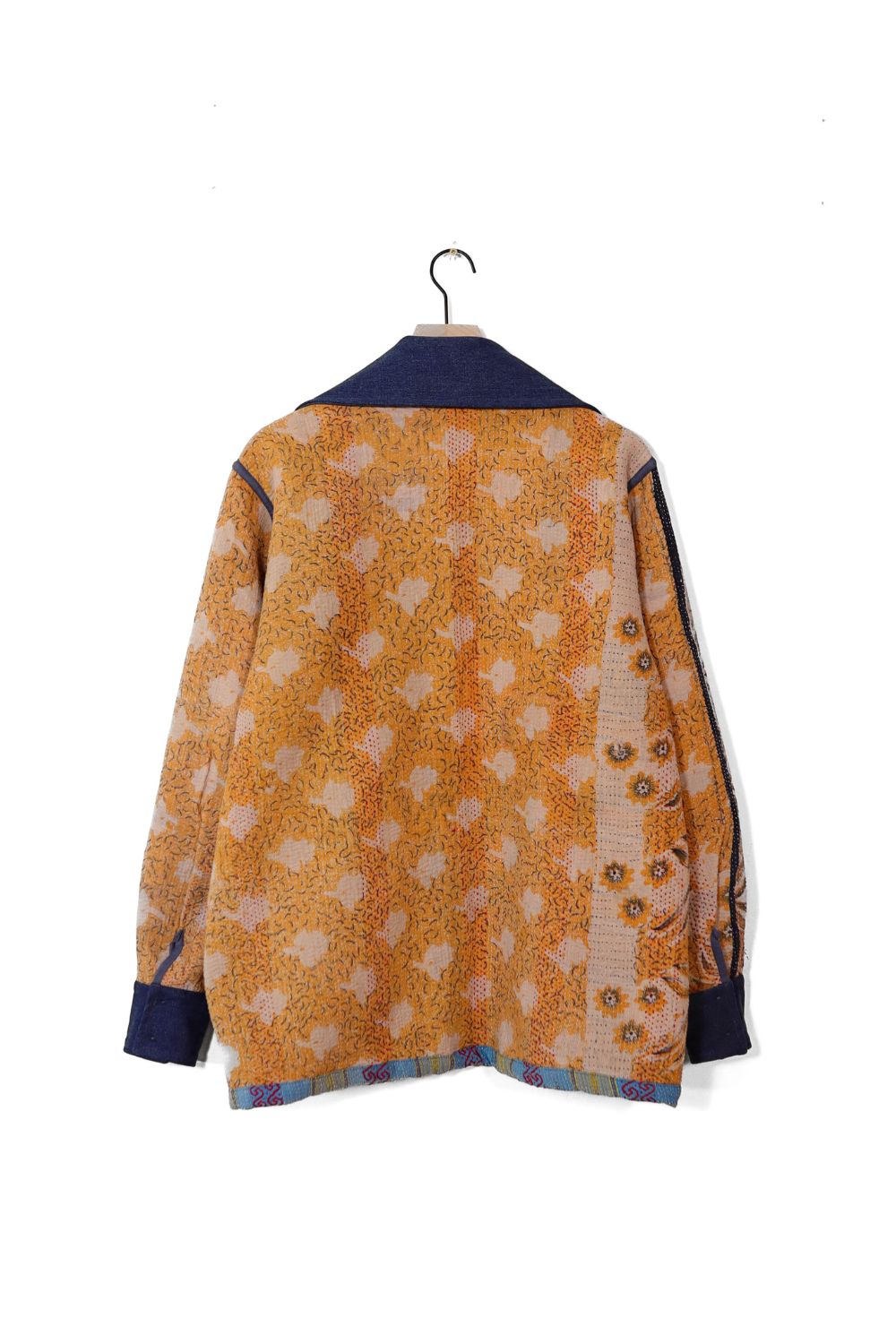 Medium Barn Coat B1041