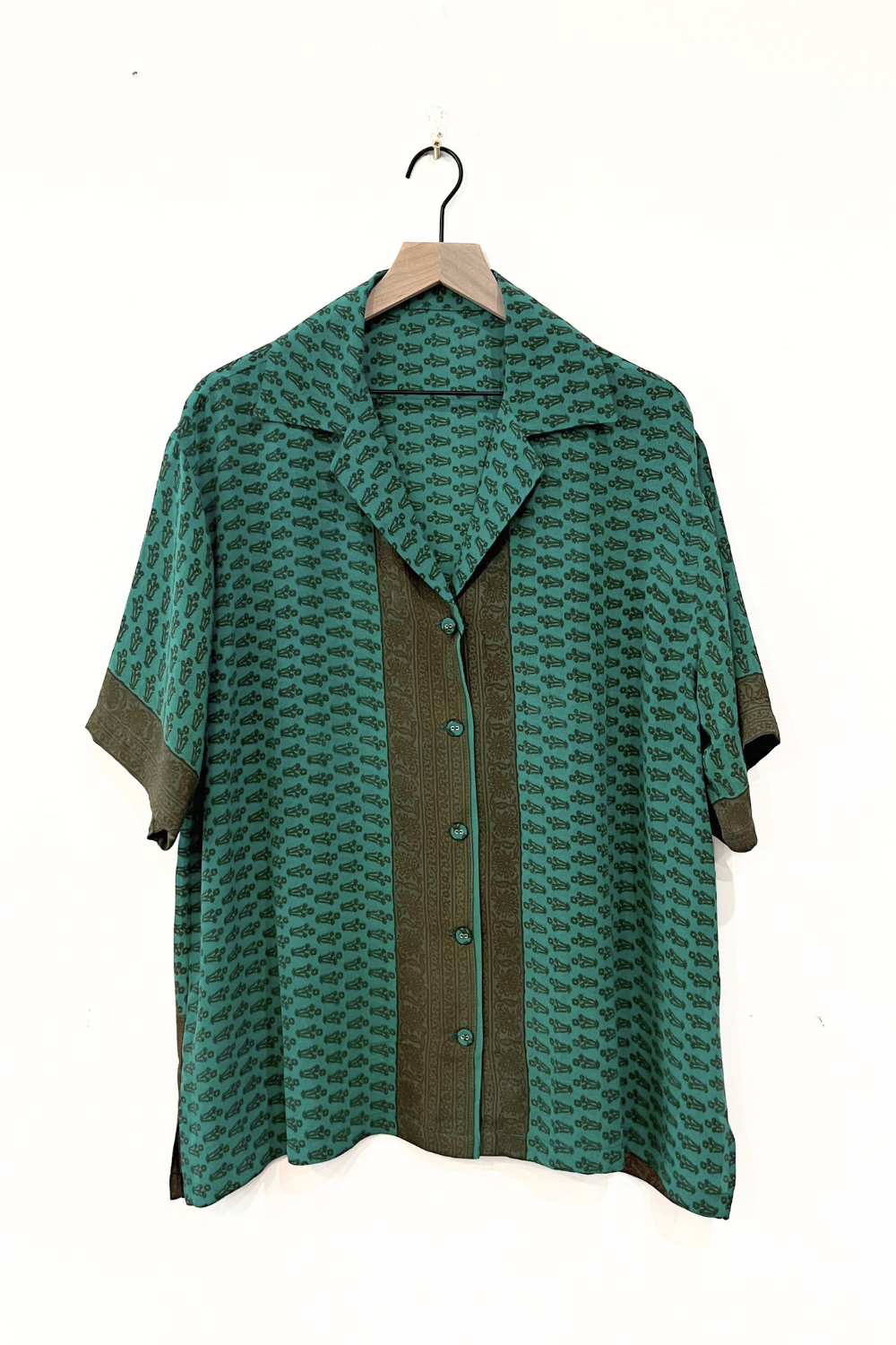 Large Camp Shirt C1028