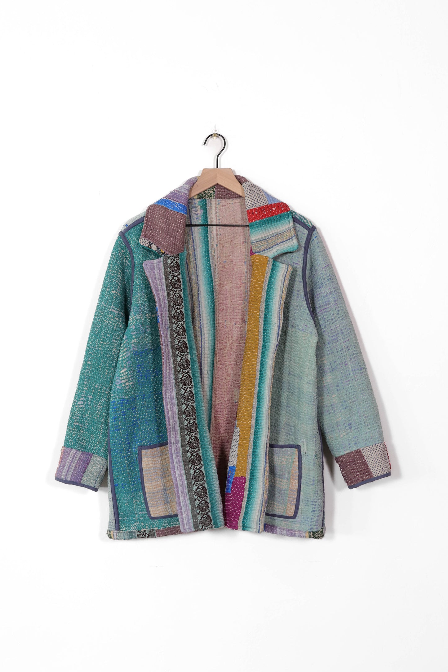 Medium Barn Coat B1059