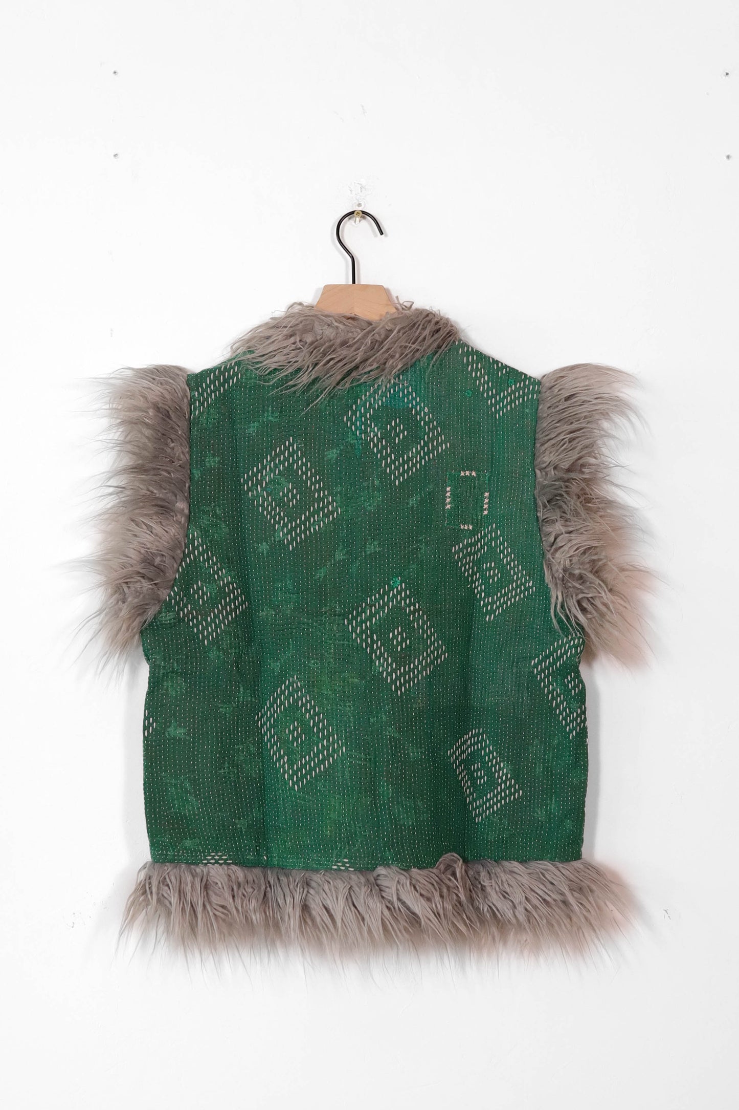 Medium Rani Vest V1062