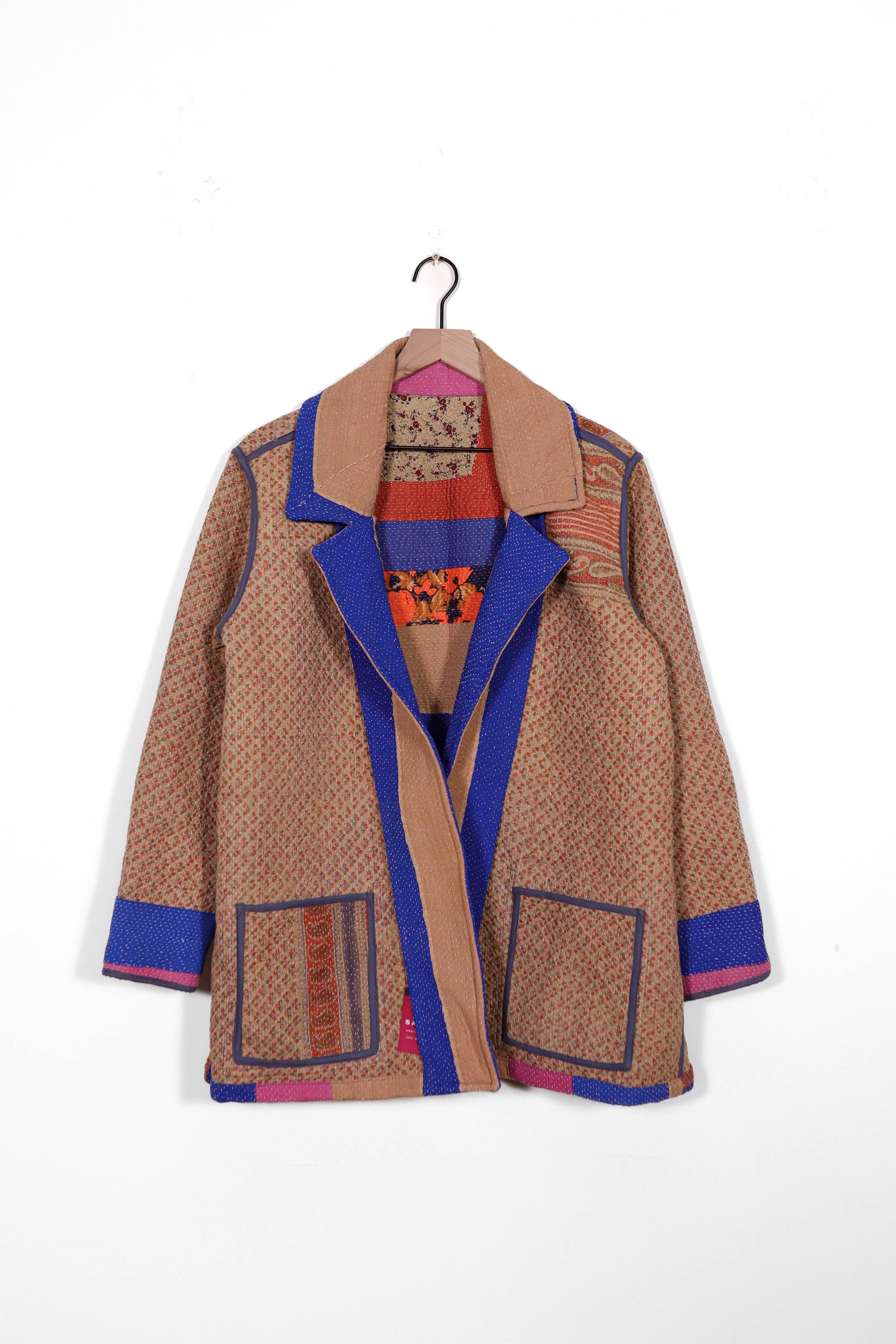 Medium Barn Coat B1088