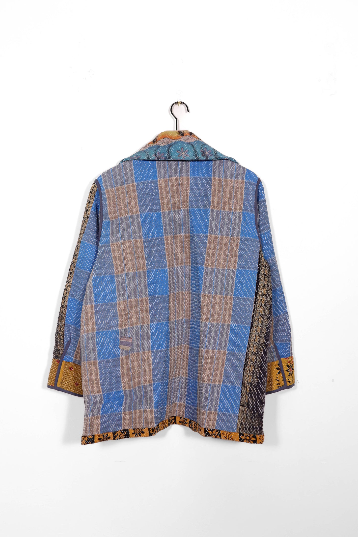 Medium Barn Coat B1097