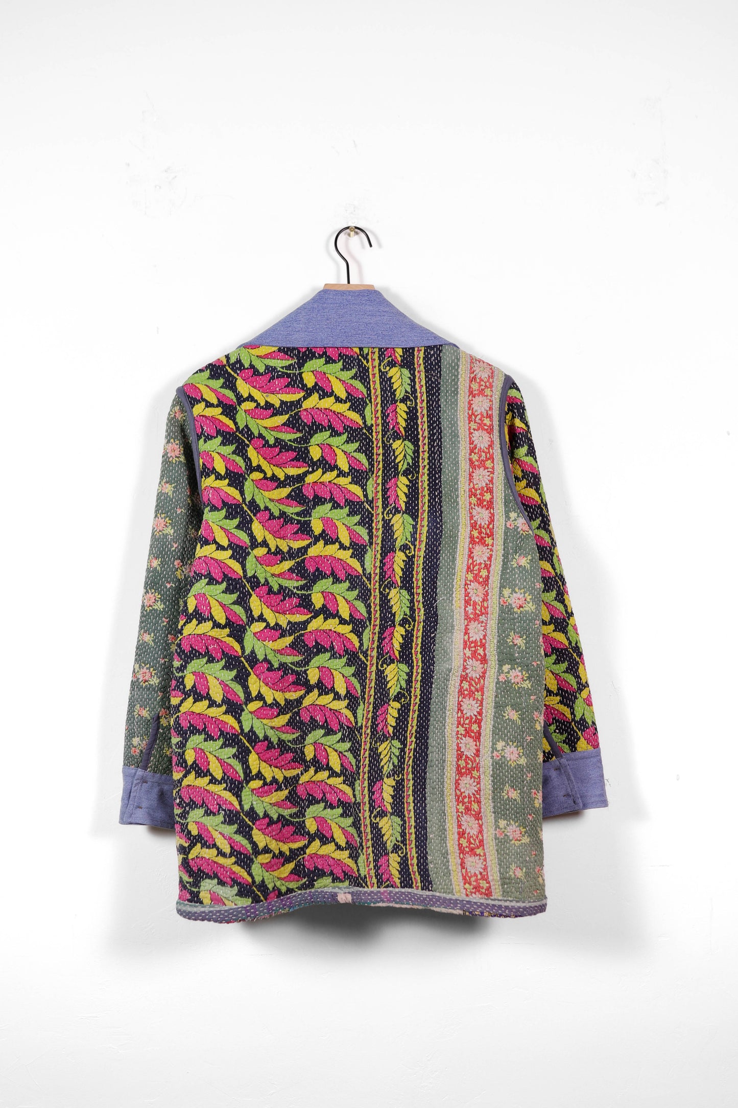 Small Barn Coat B1301