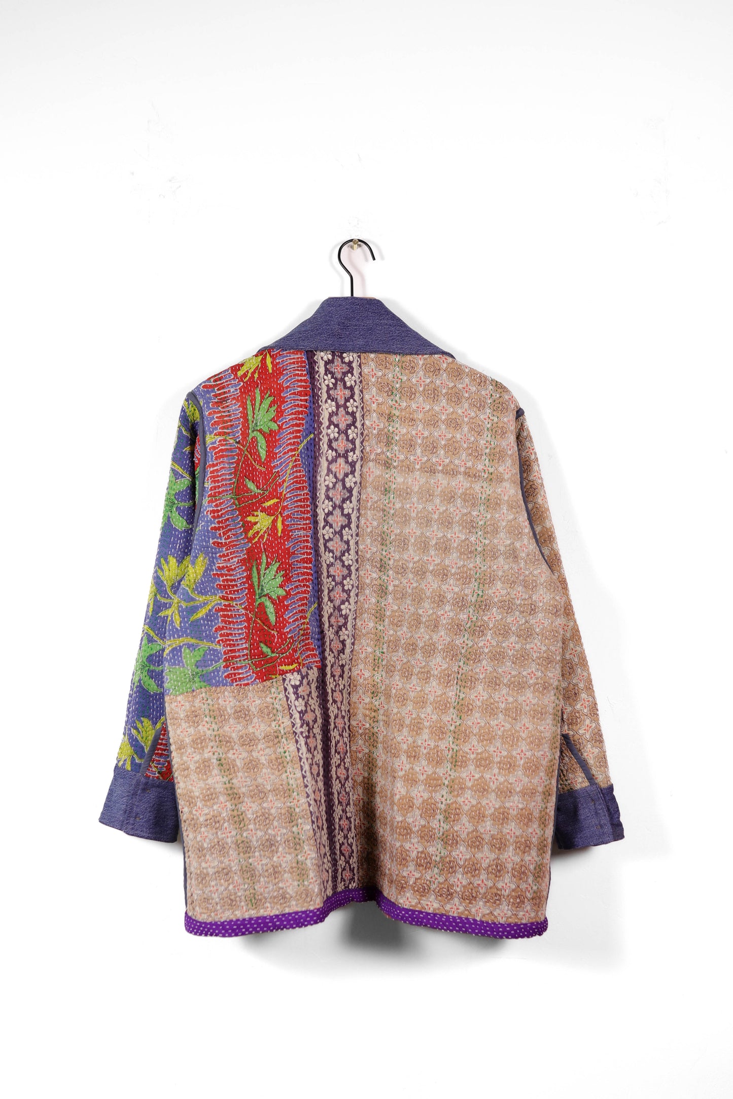Medium Barn Coat B1326