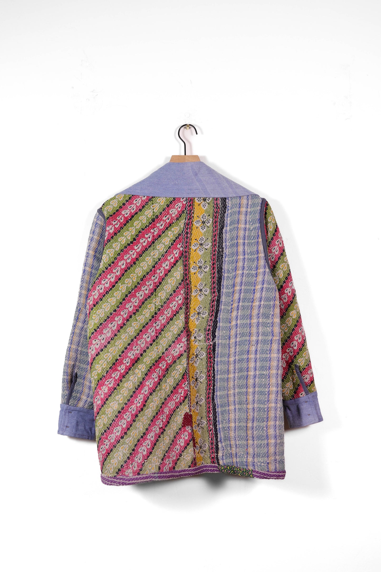 Small Barn Coat B1337