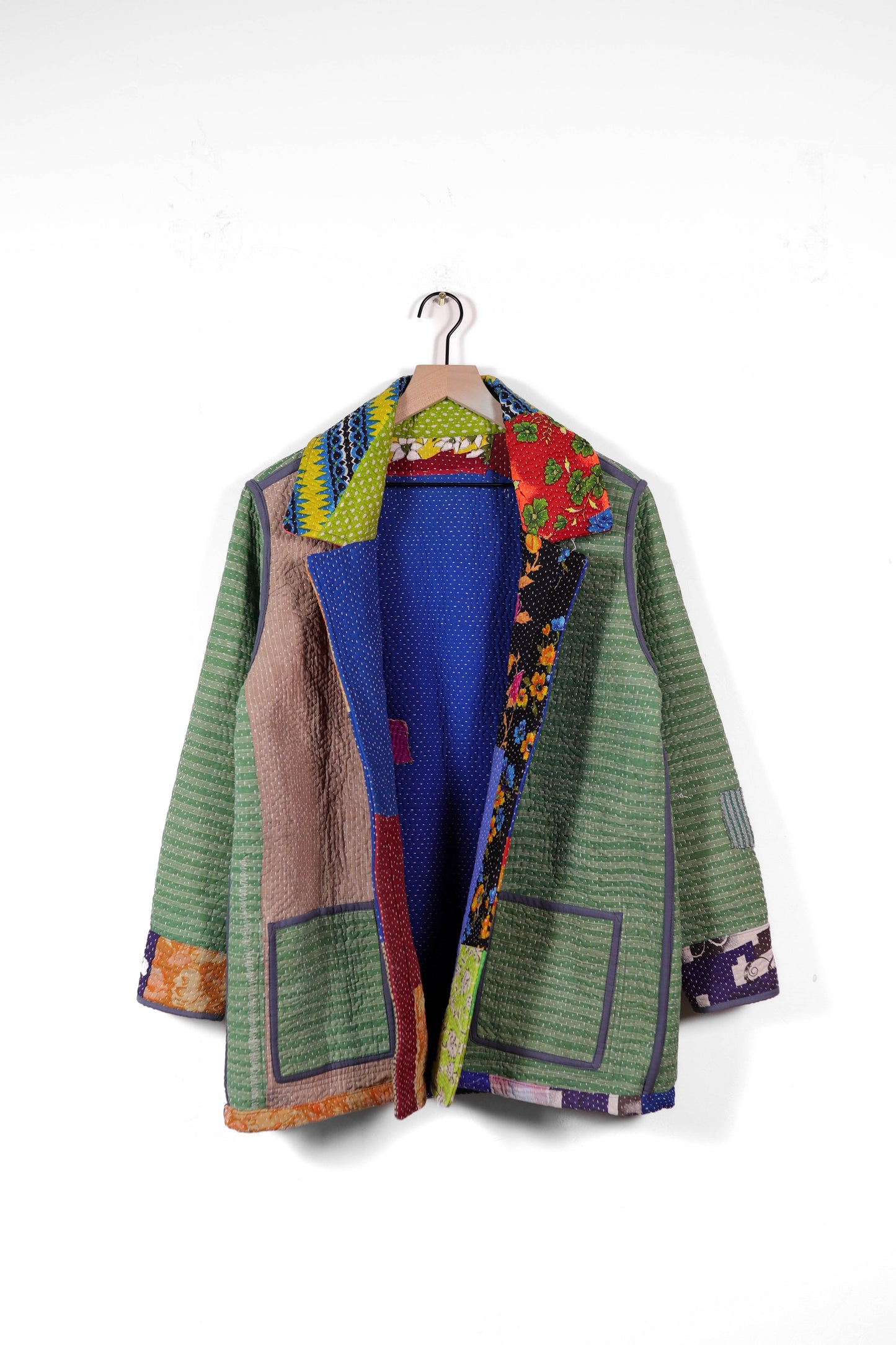 Small Barn Coat B1344