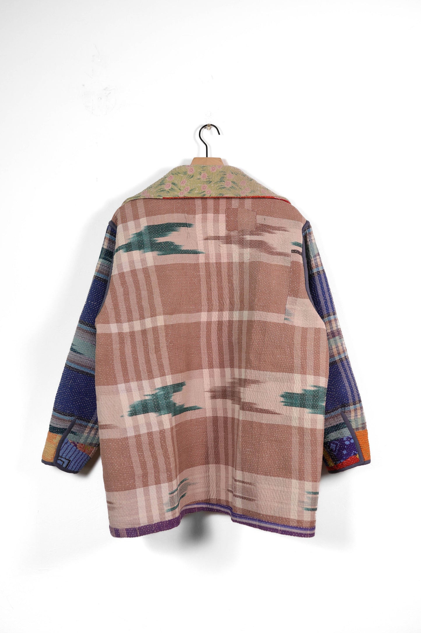 Large Barn Coat B1368