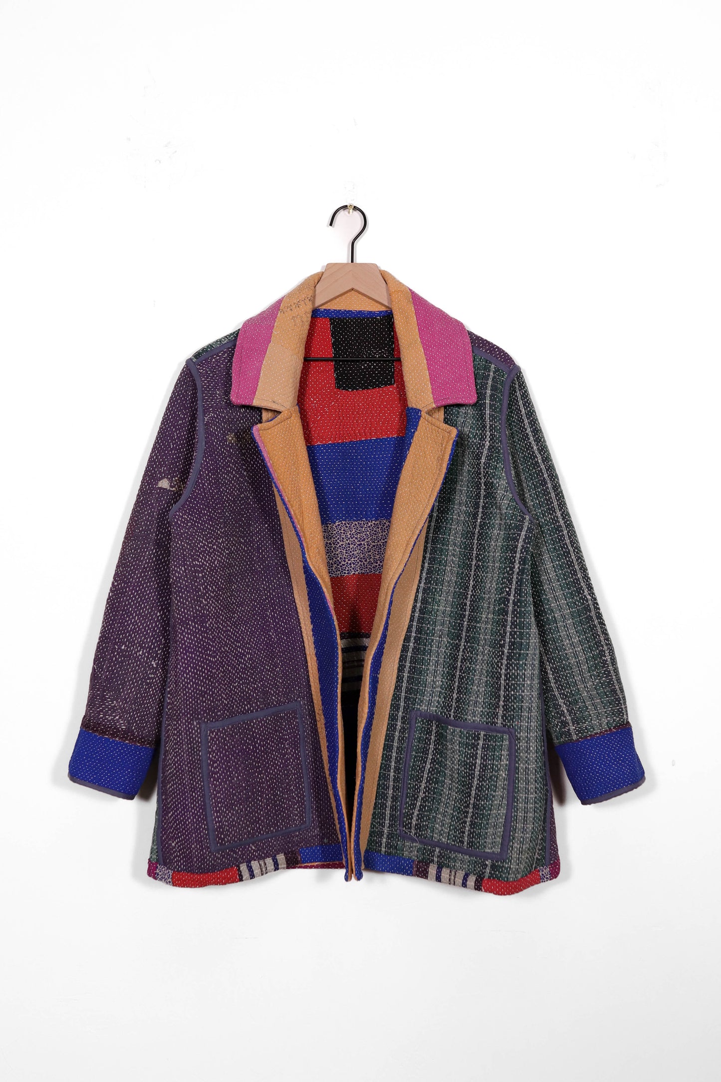Medium Barn Coat B1089