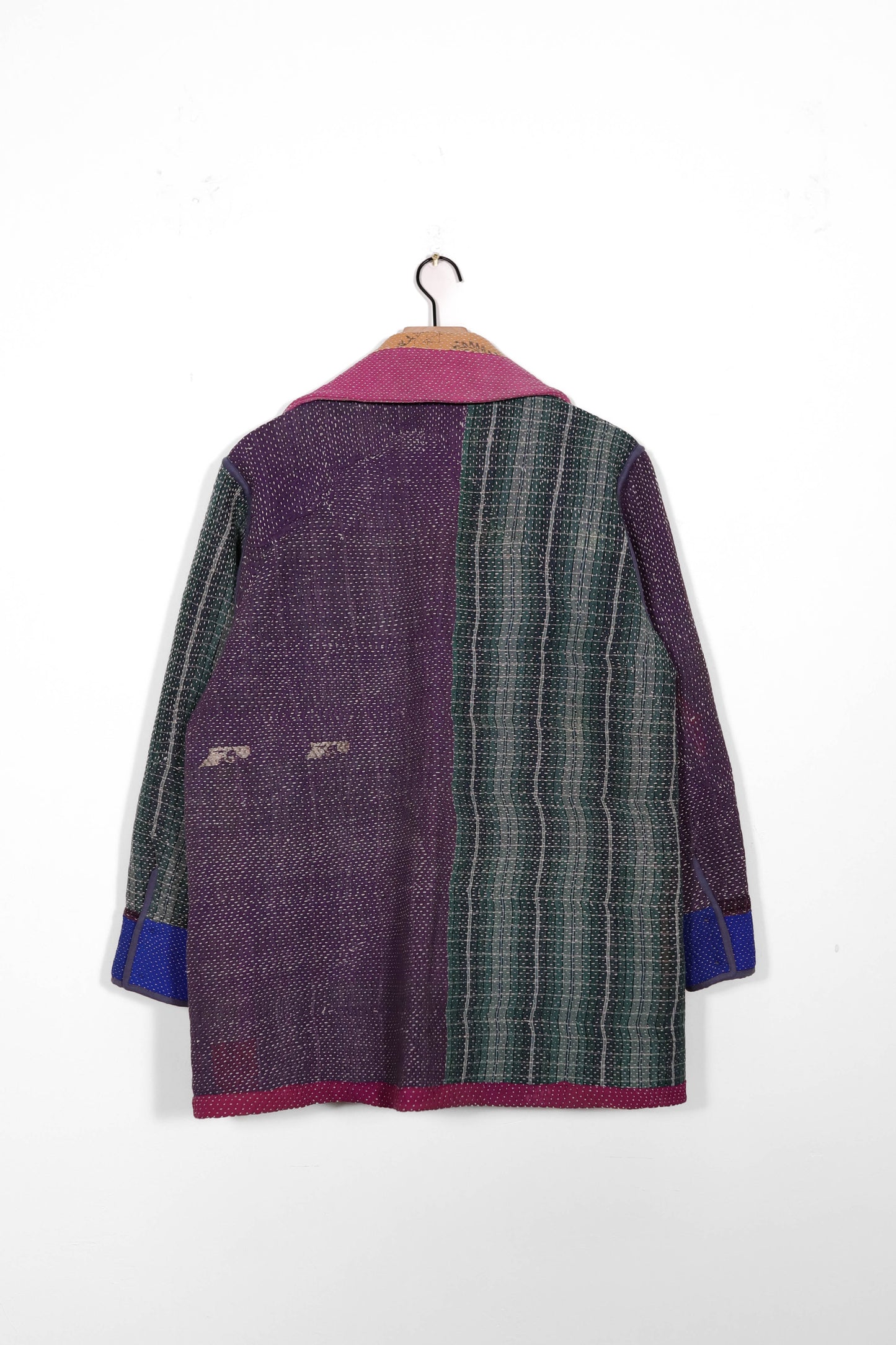 Medium Barn Coat B1089