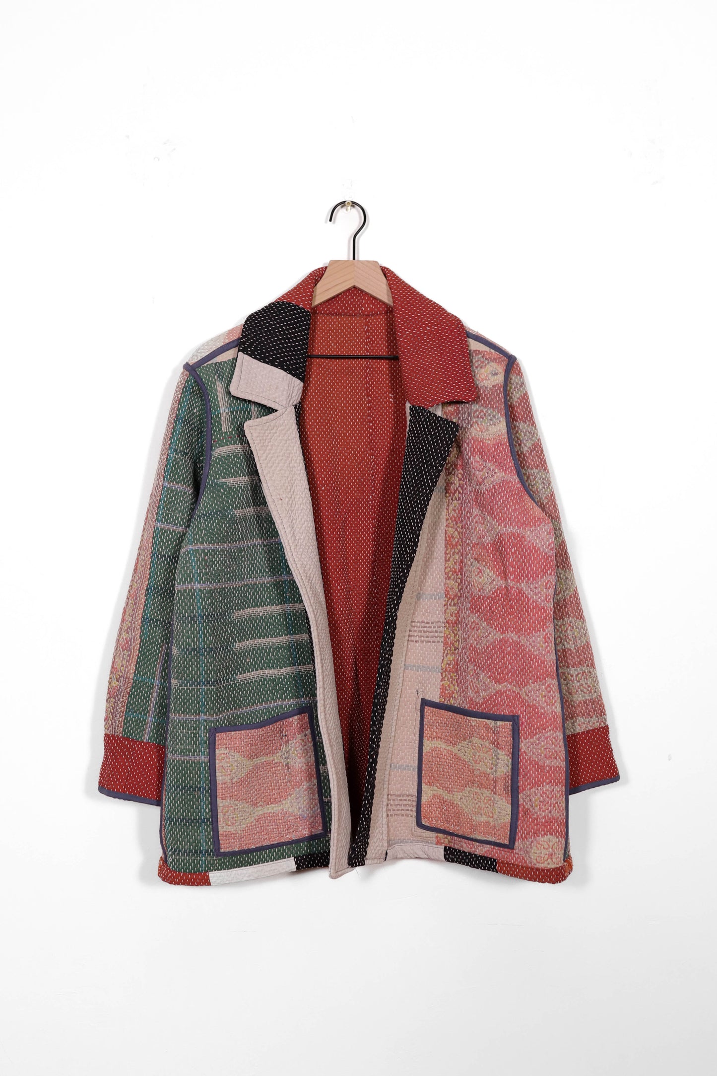 Medium Barn Coat B1093