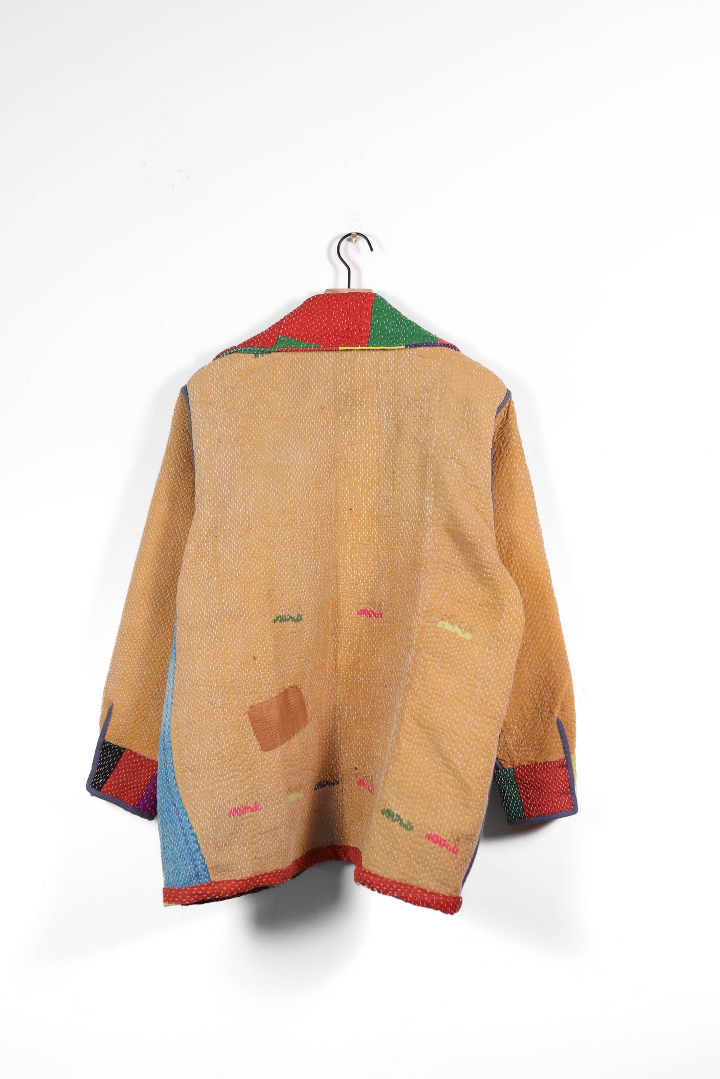 Medium Barn Coat B1131