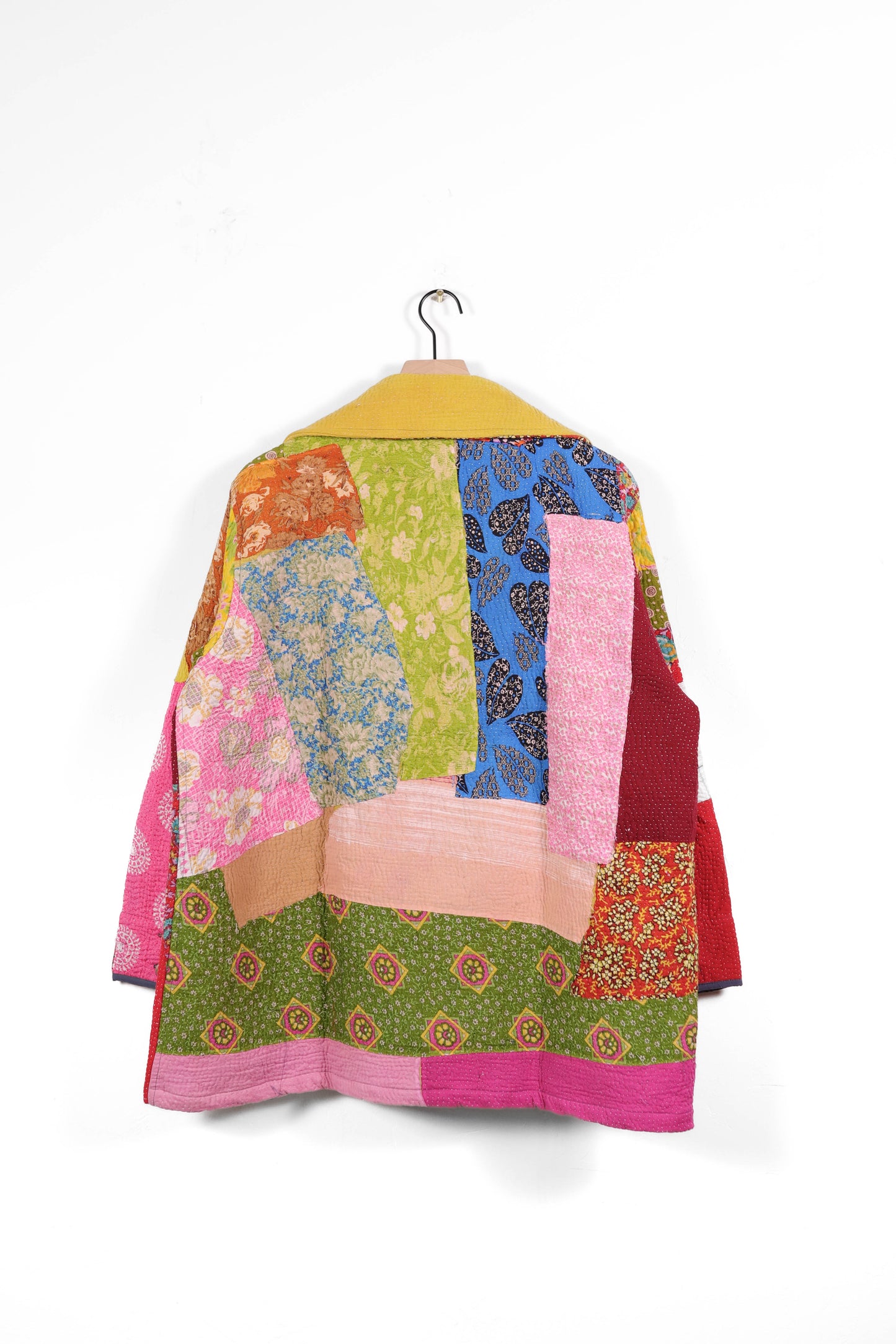 Medium Barn Coat B1127