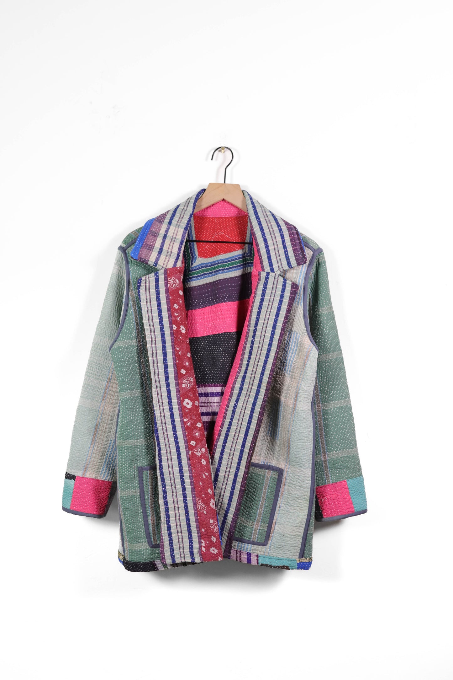 Medium Barn Coat B1134