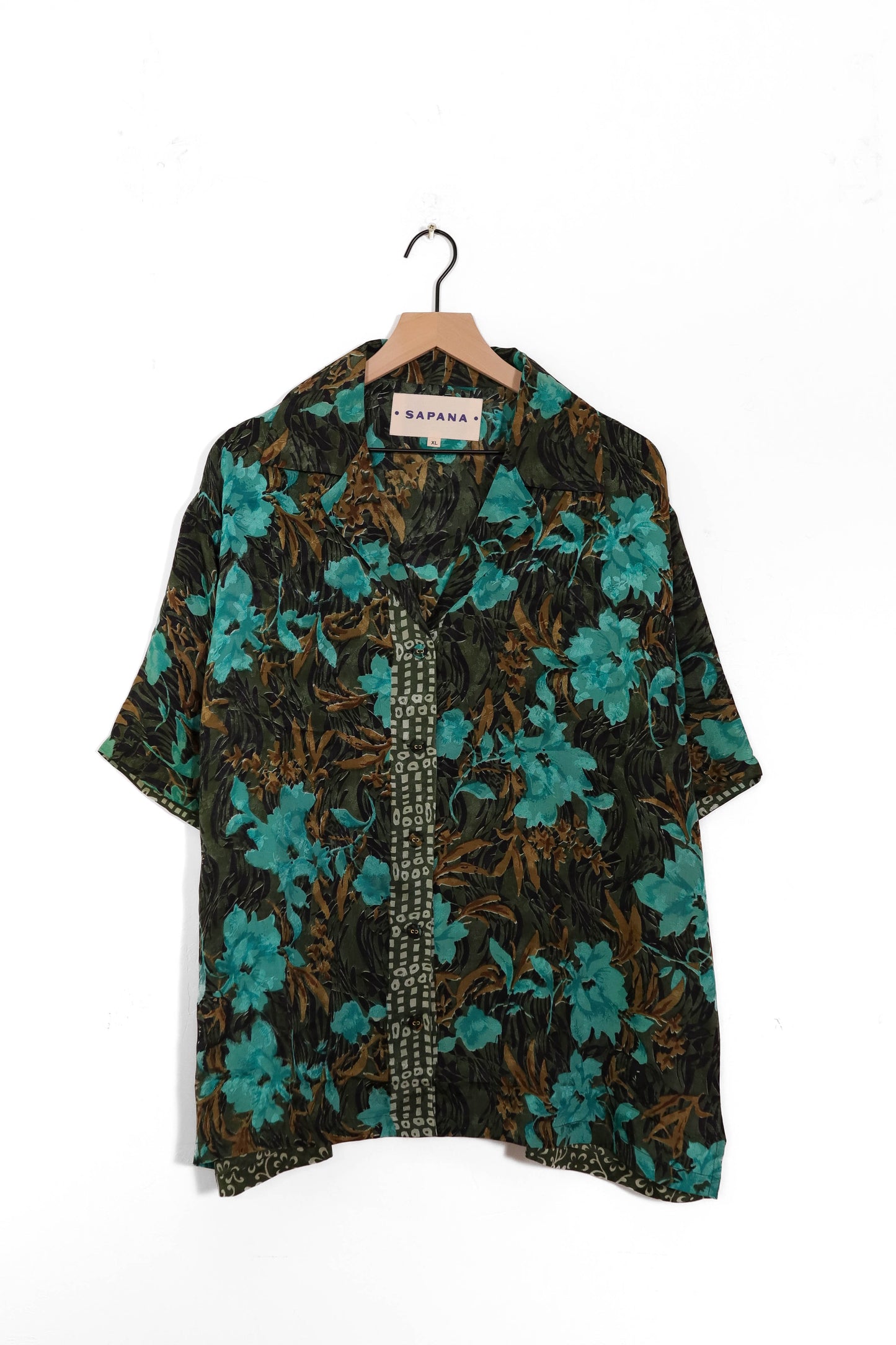 X Large Camp Shirt C1053