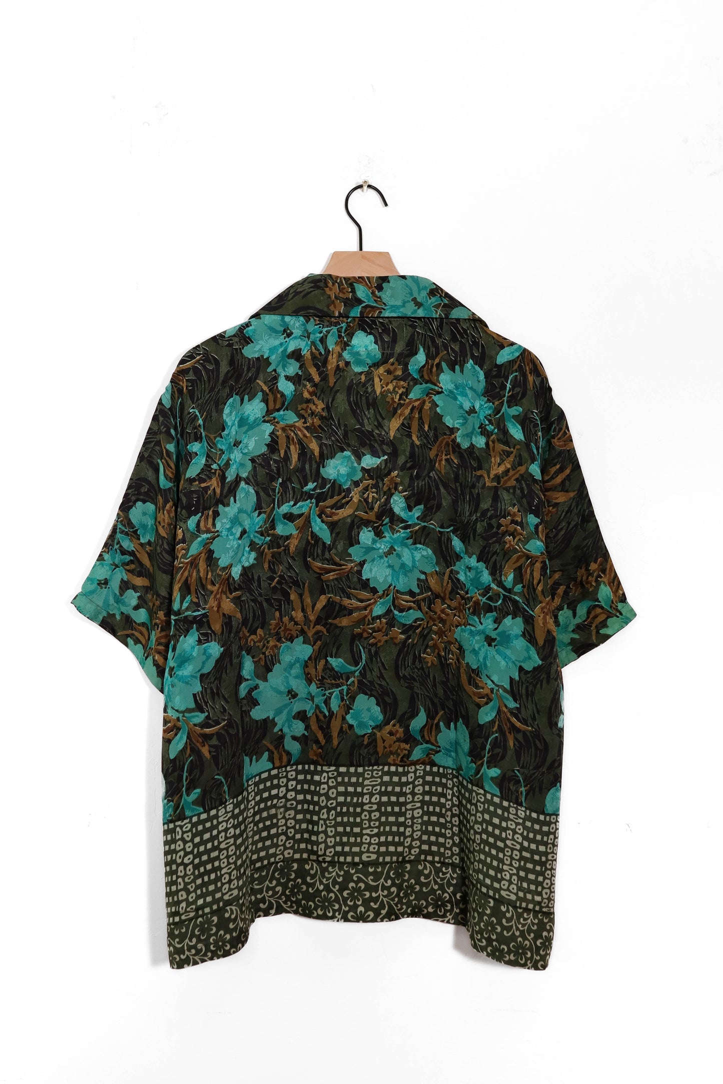 X Large Camp Shirt C1053