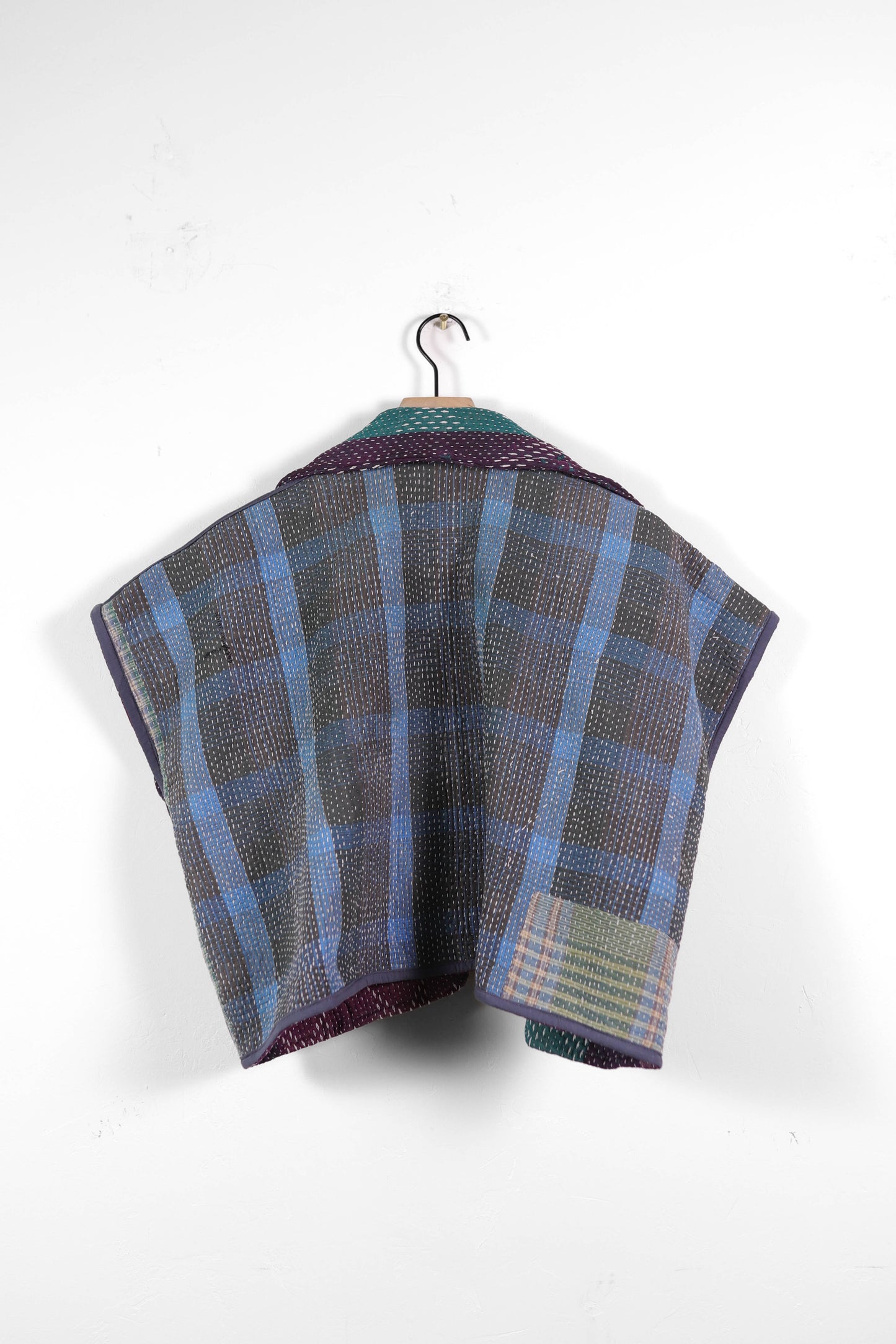 Crop T647