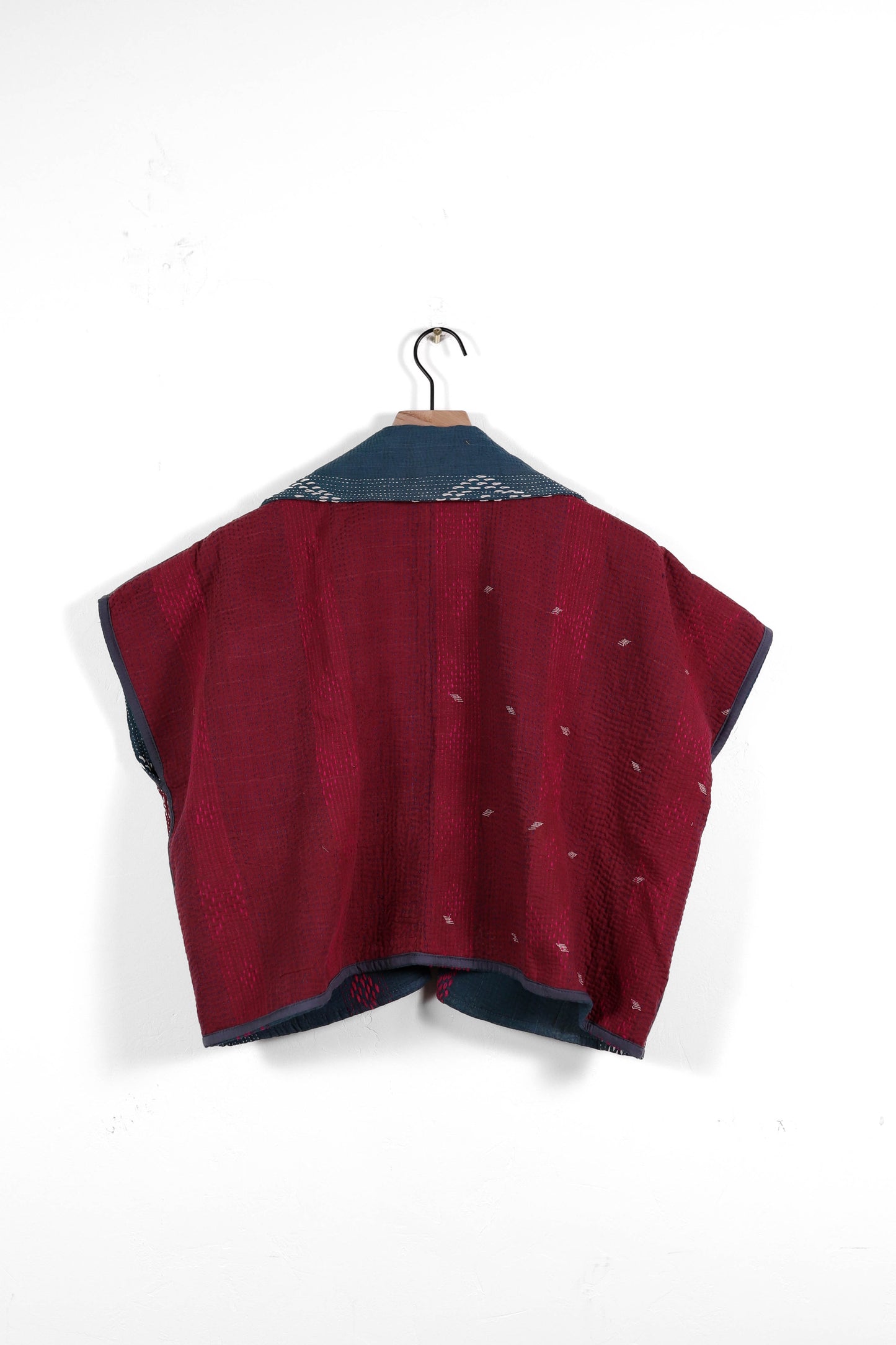 Crop T693