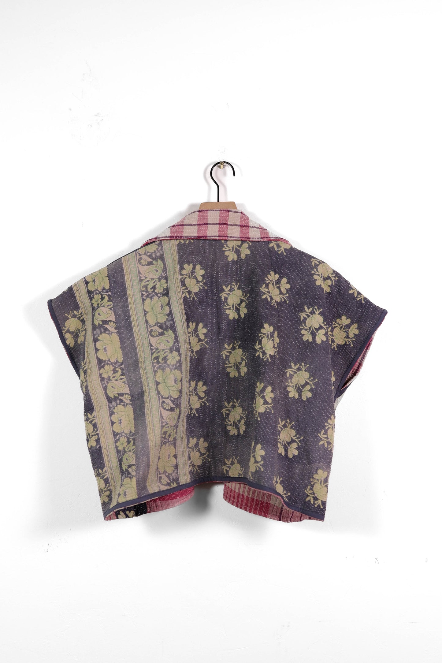 Crop T699