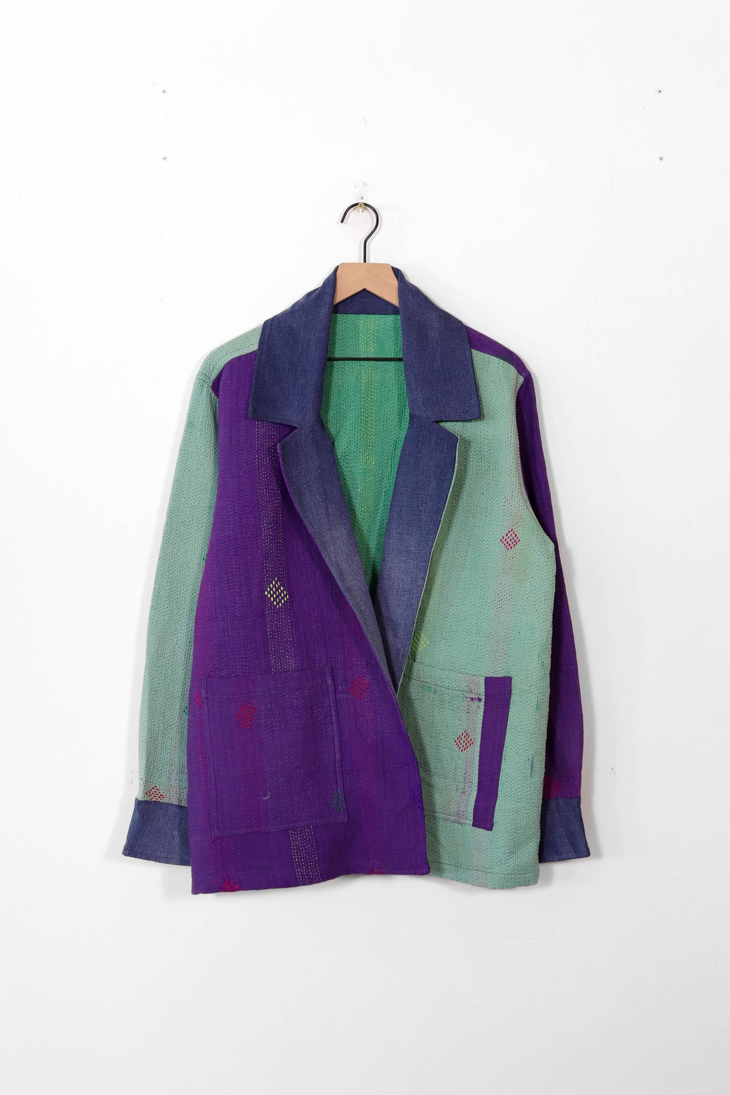 Medium Barn Coat B1042