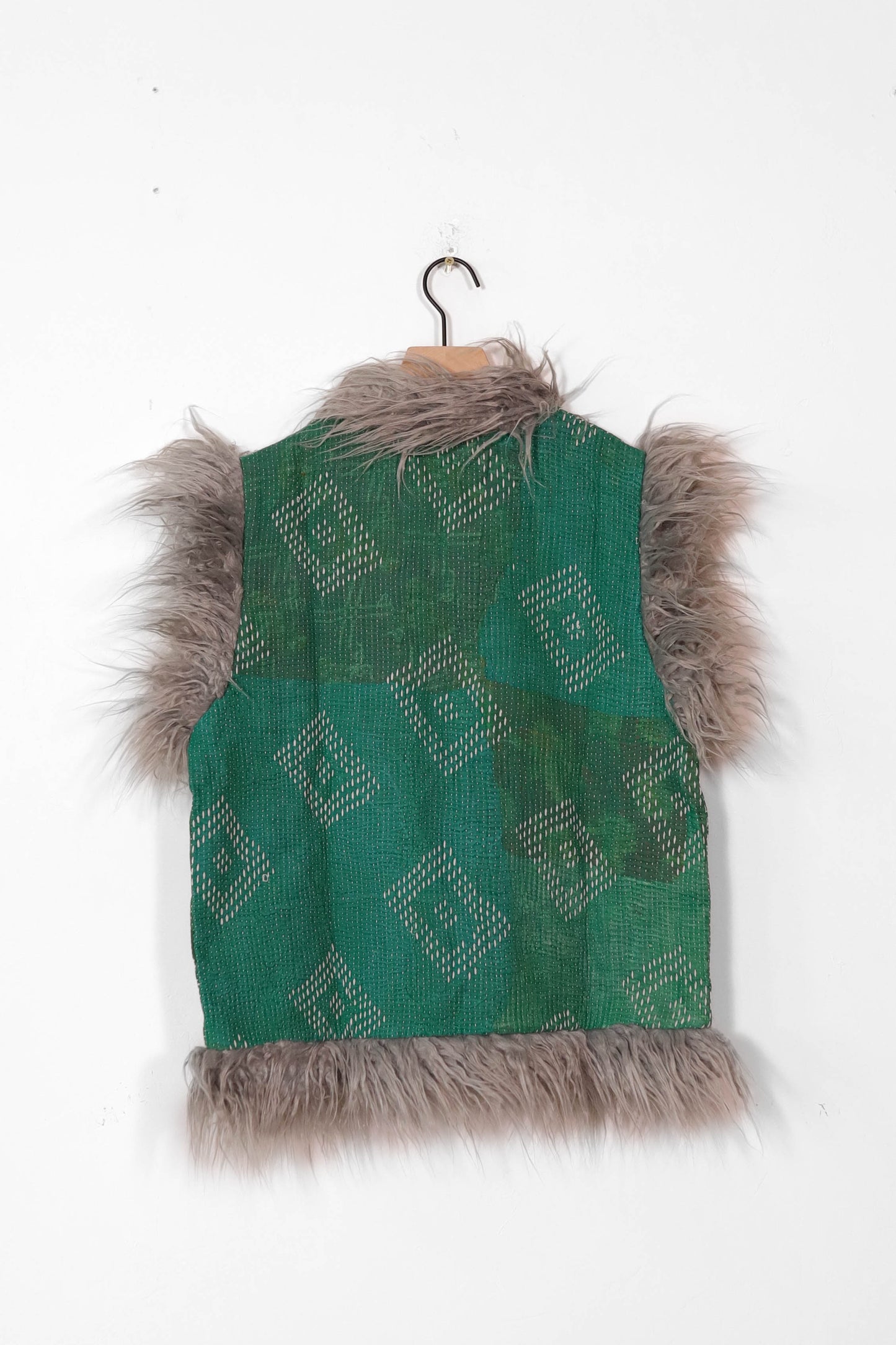 Rani Vest V1080