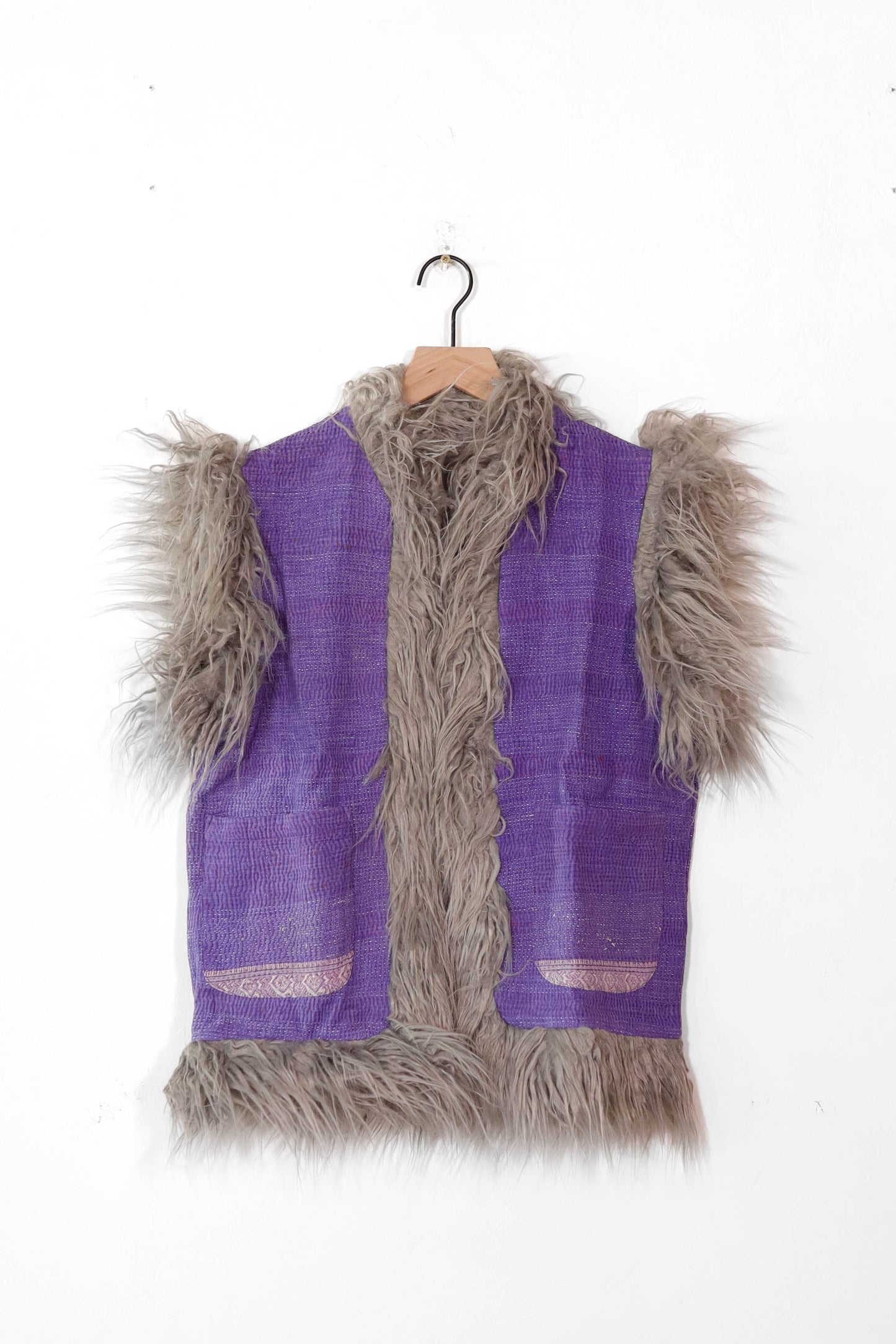 Rani Vest V1069
