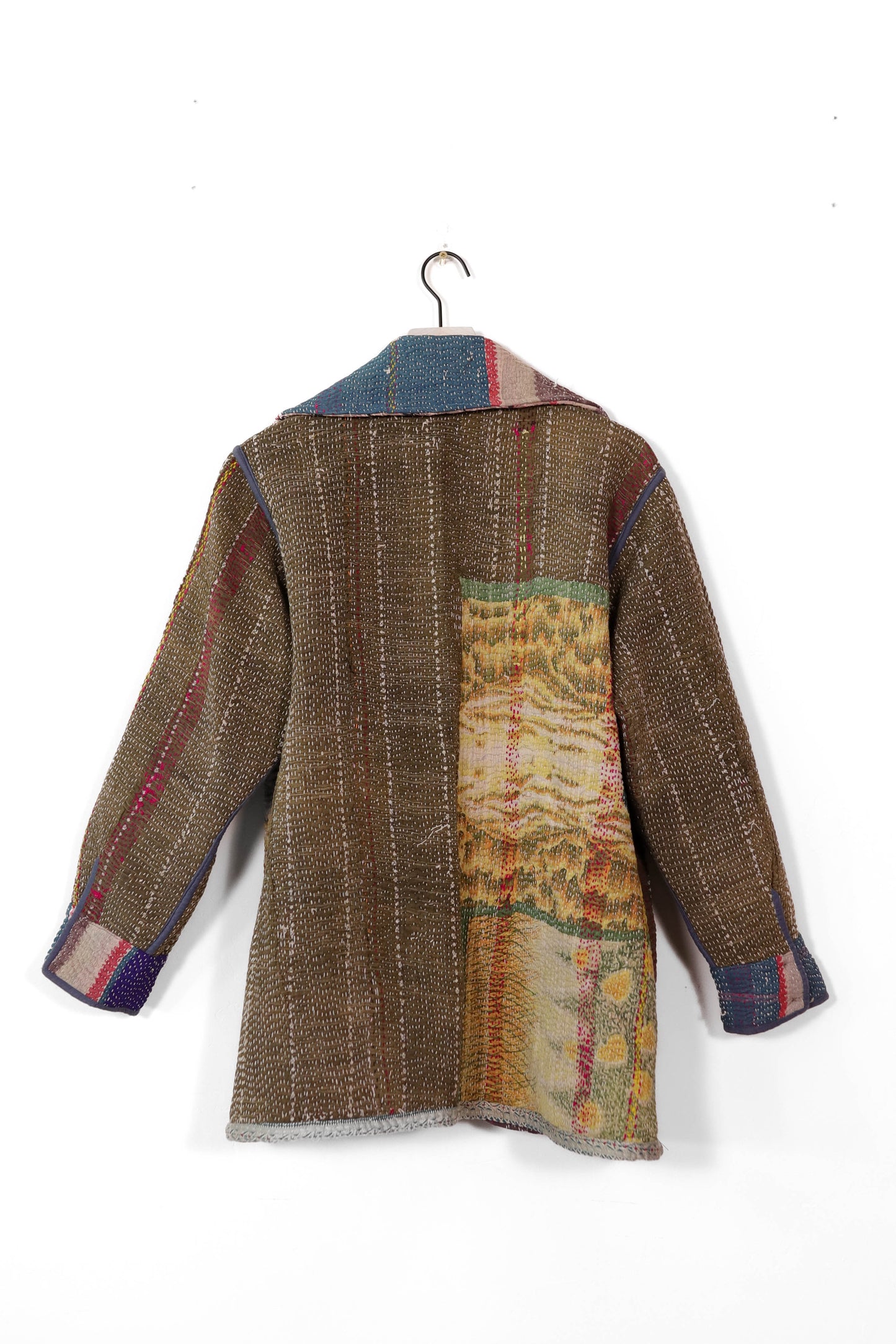 Medium Barn Coat B1015