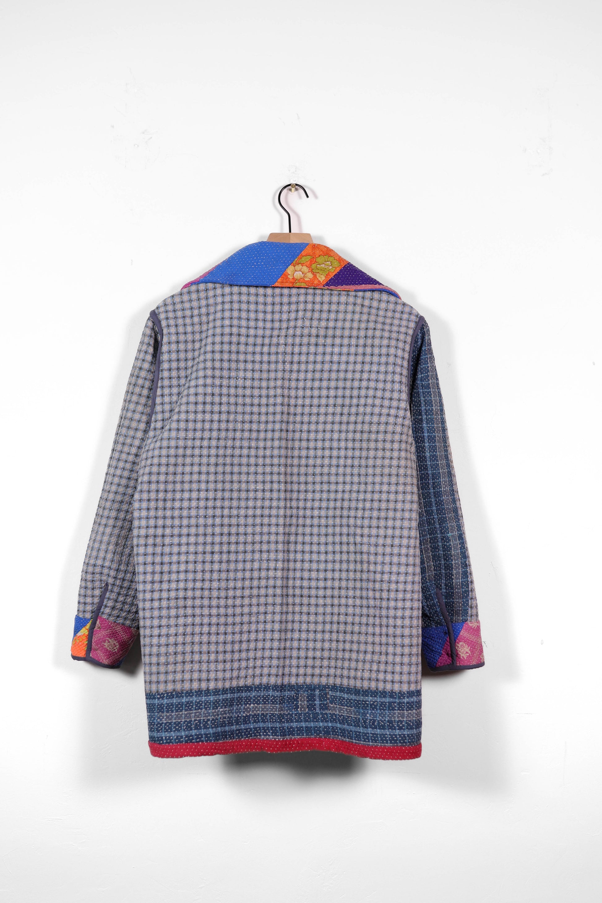 Small Barn Coat B1305