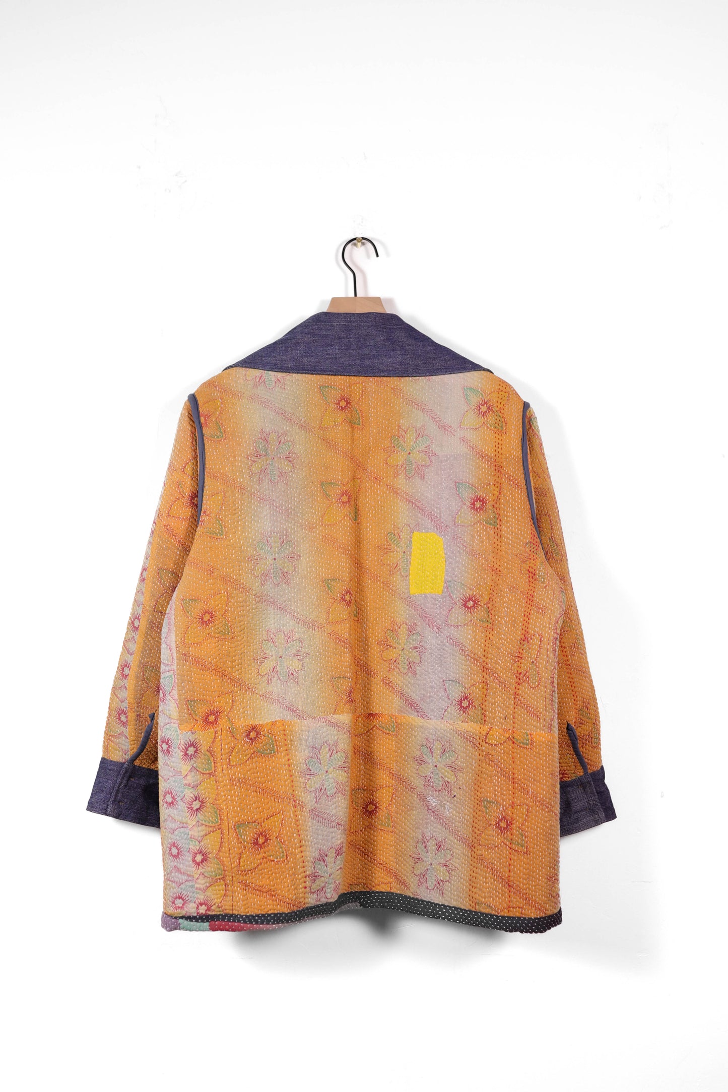 Medium Barn Coat B1324