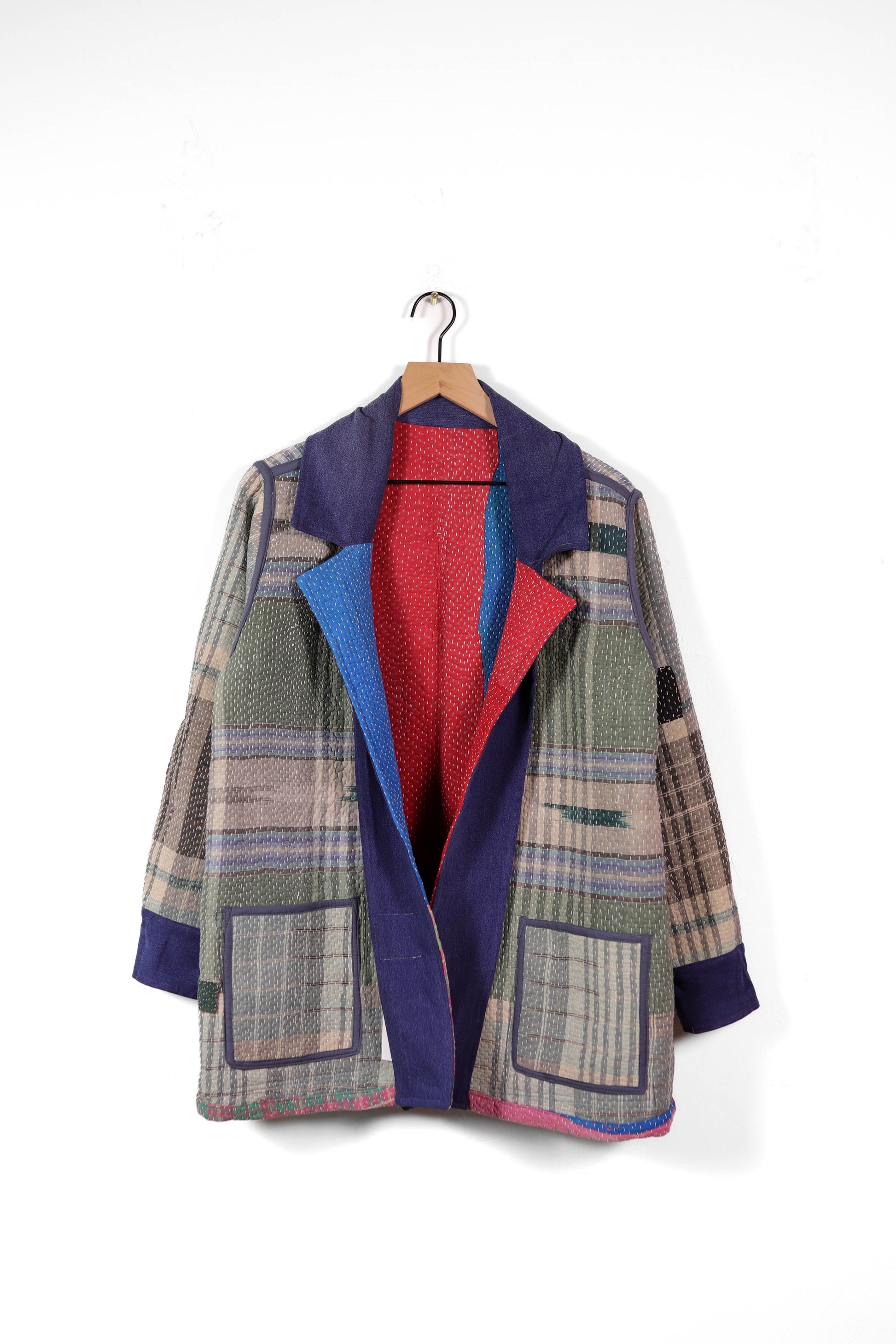 Small Barn Coat B1335