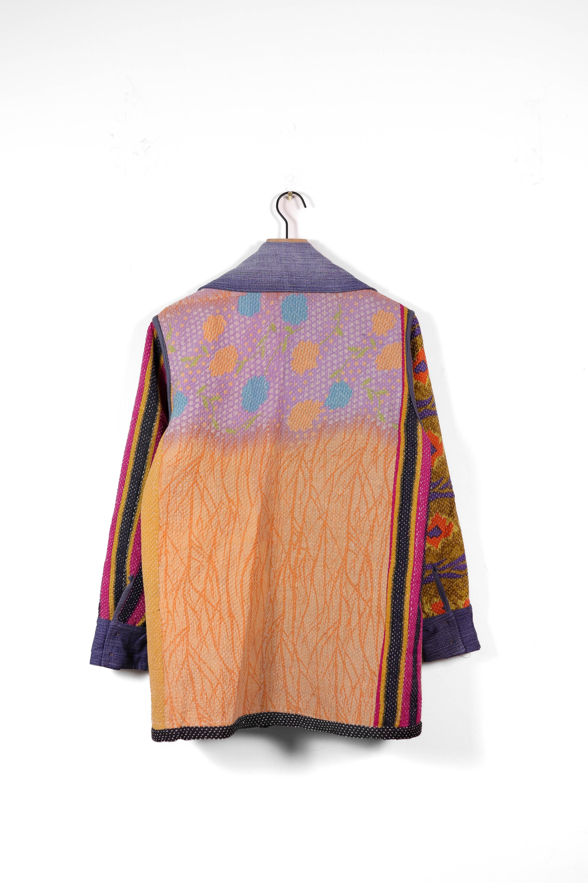 Small Barn Coat B1336