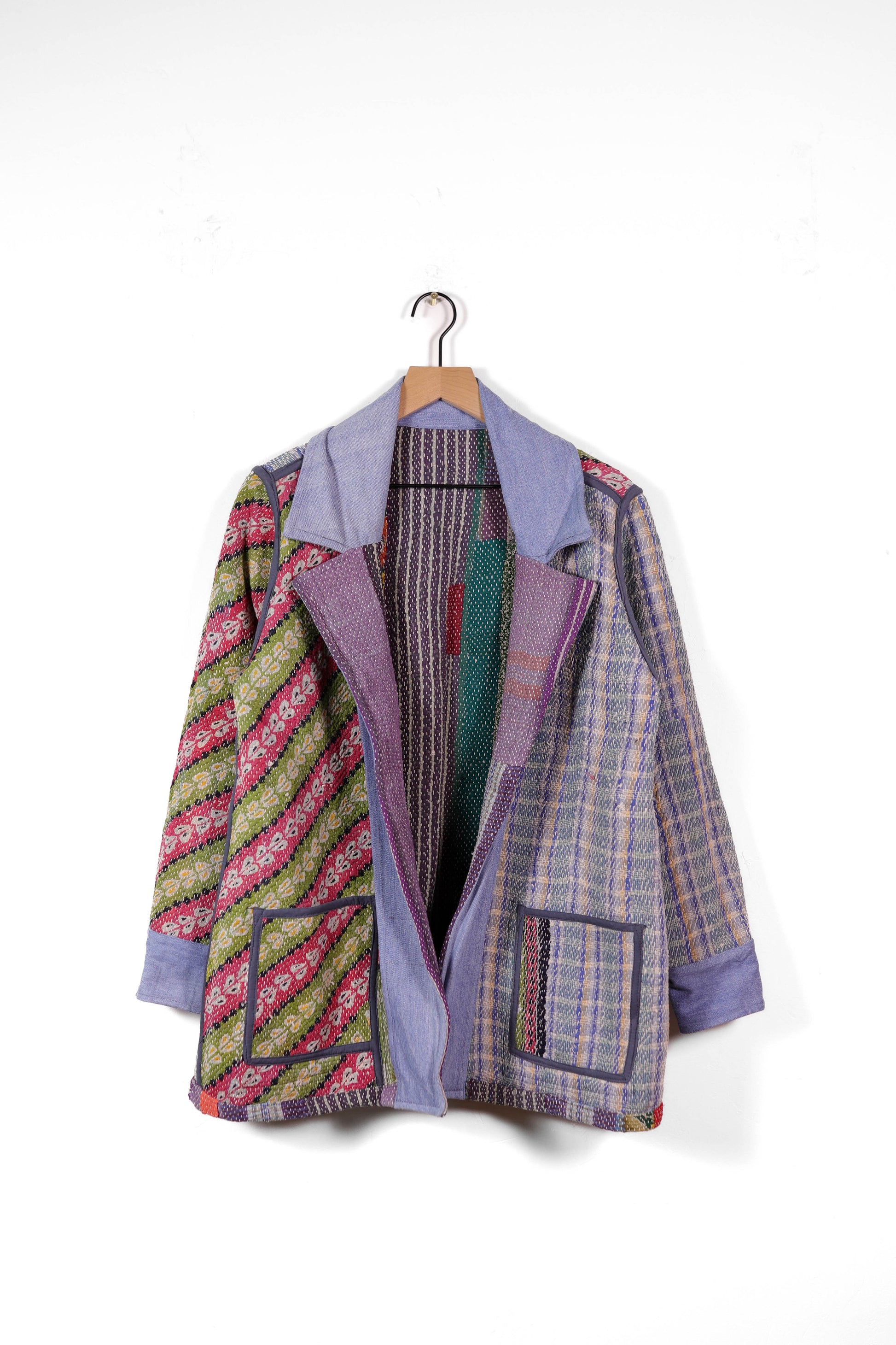 Small Barn Coat B1337