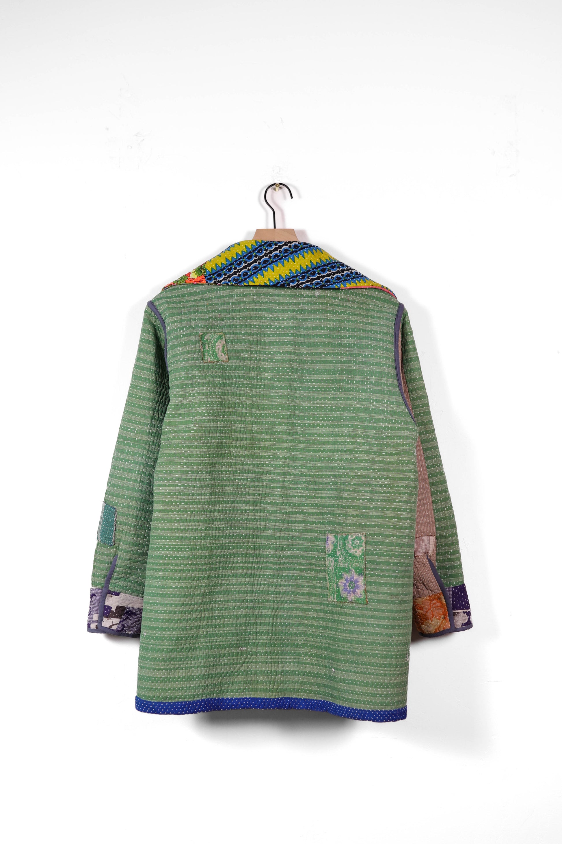 Small Barn Coat B1344