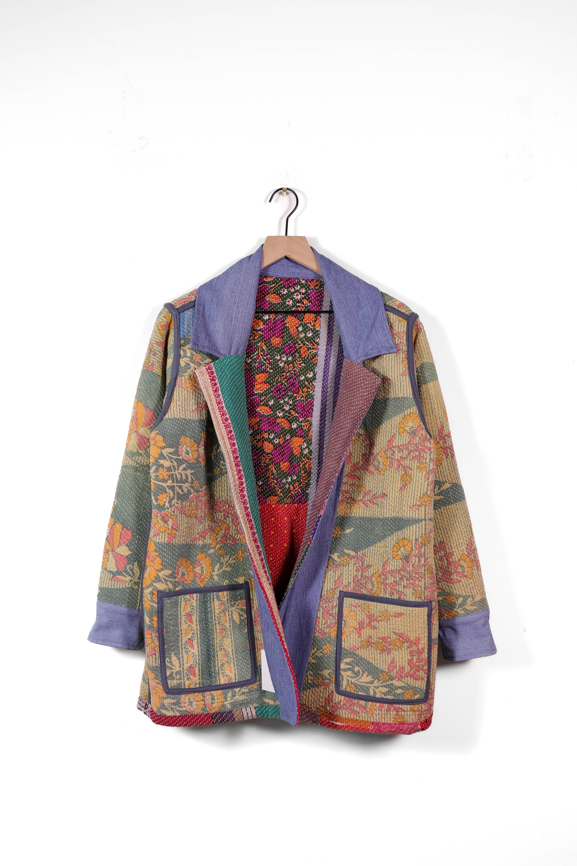 Small Barn Coat B1345