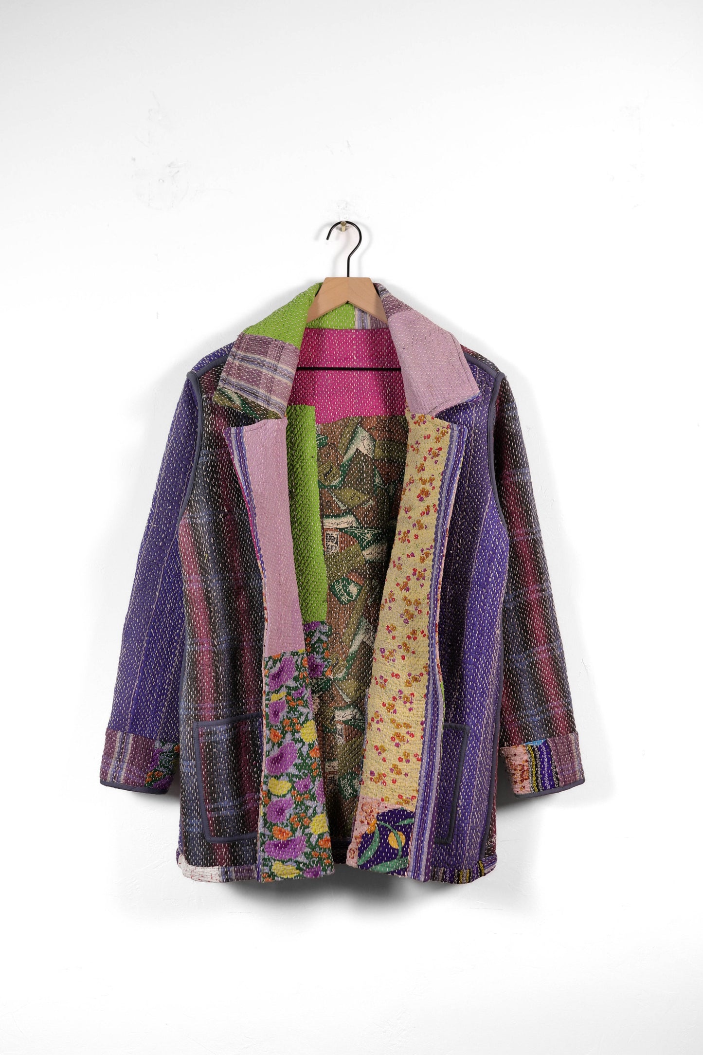 Small Barn Coat B1350