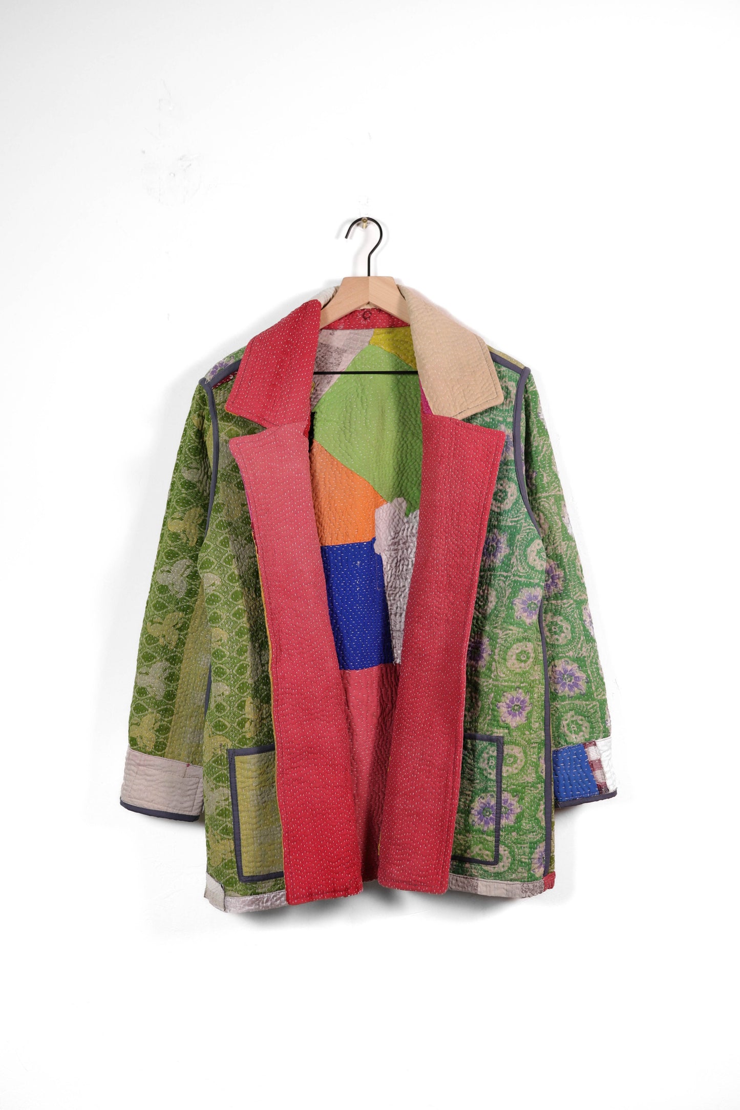Medium Barn Coat B1361