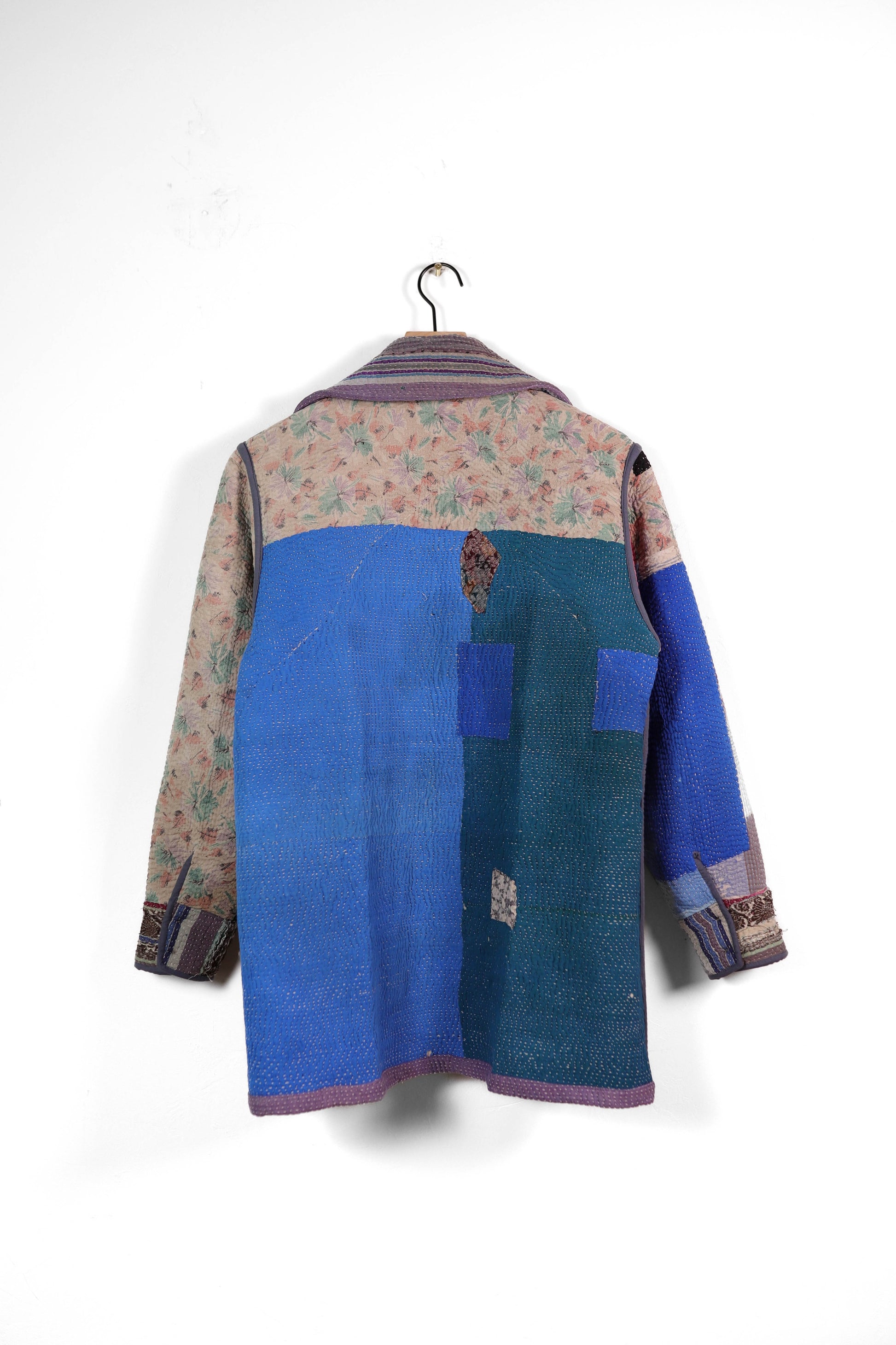 Small Barn Coat B1382