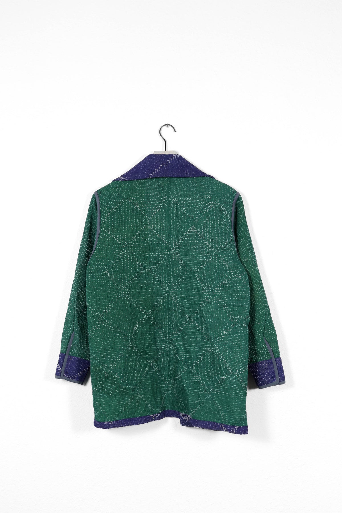 Small Barn Coat B1508
