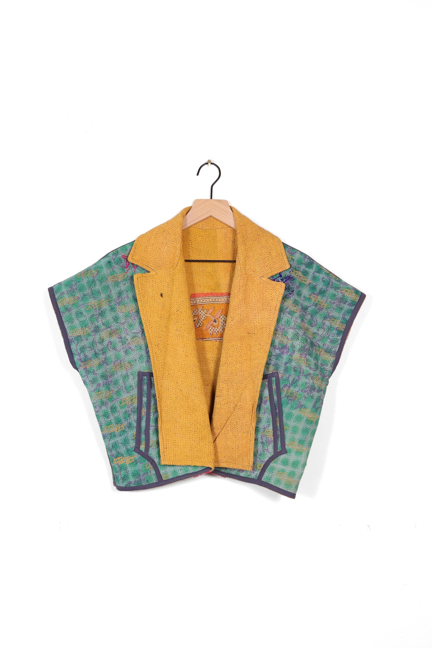 Crop V693