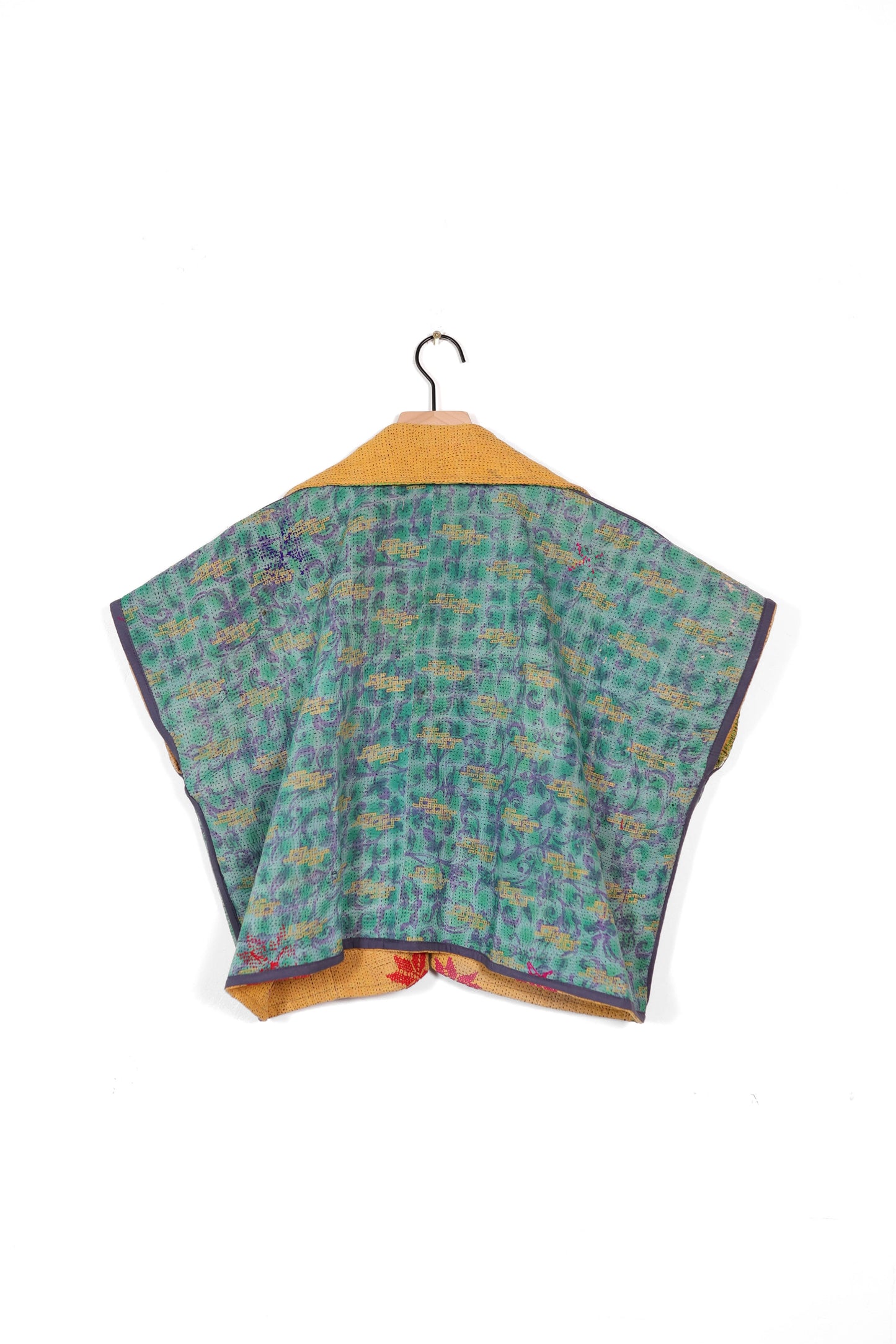 Crop V693
