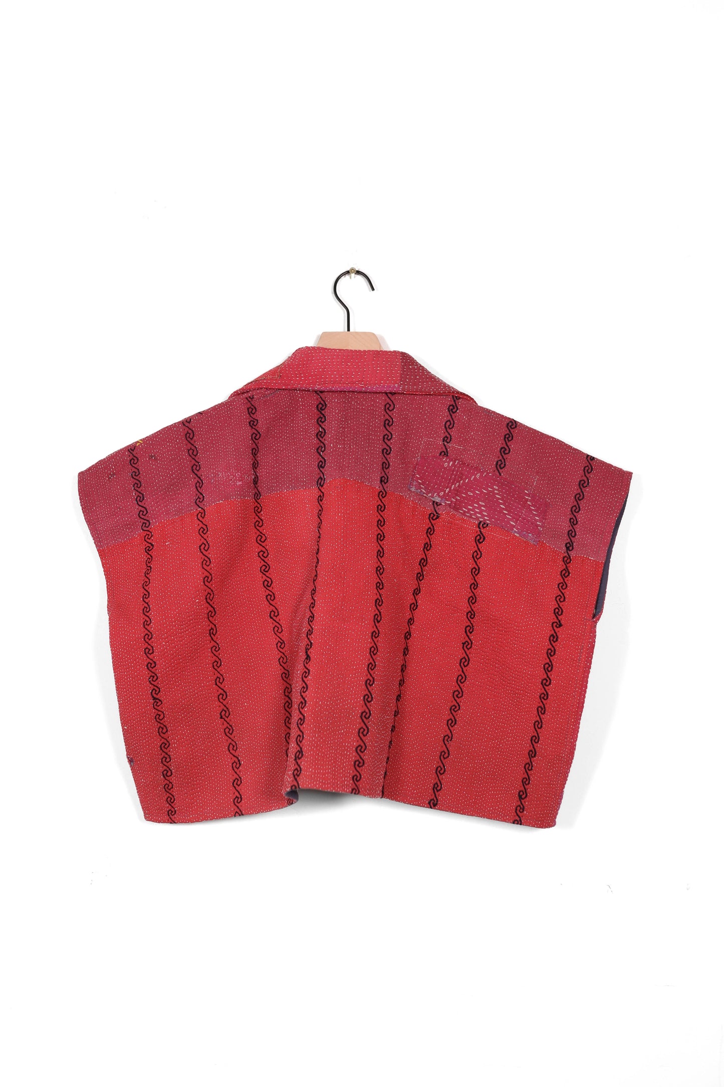 Crop V696