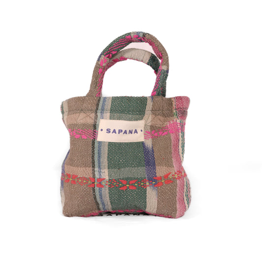 Kantha Tiffin 012