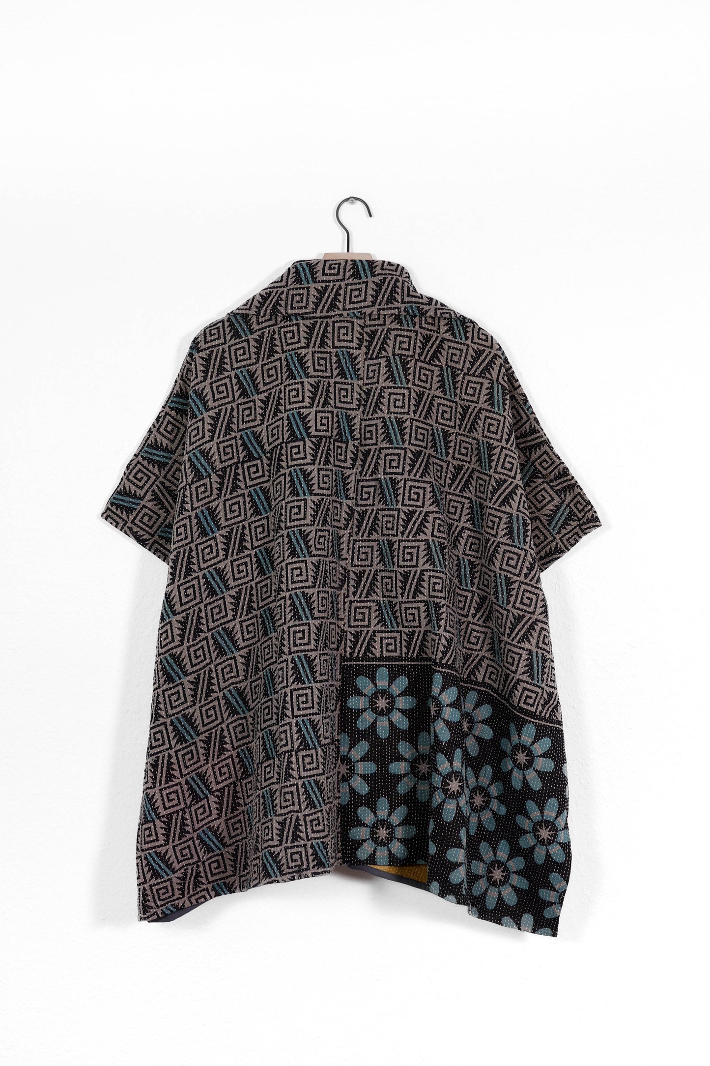 Slim Short T301