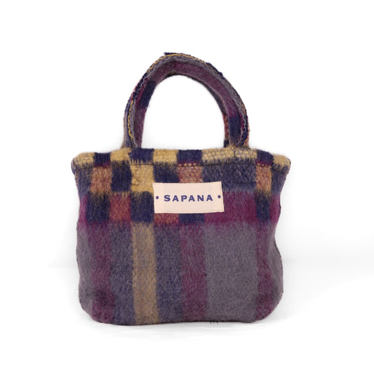 Wool Tiffin 015