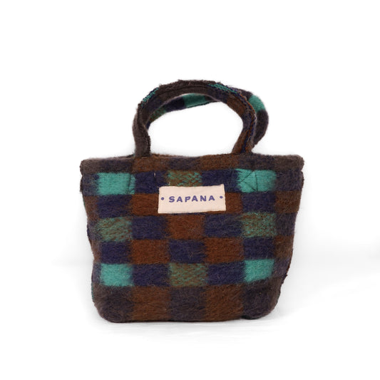 Wool Tiffin 009
