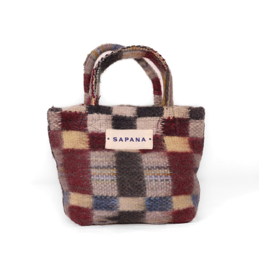 Wool Tiffin 008