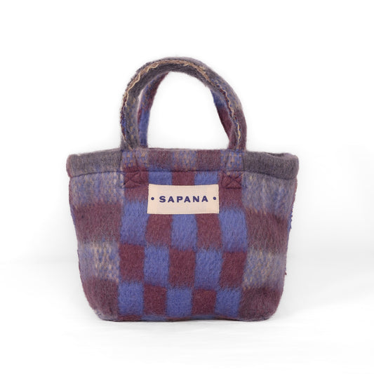 Wool Tiffin 011