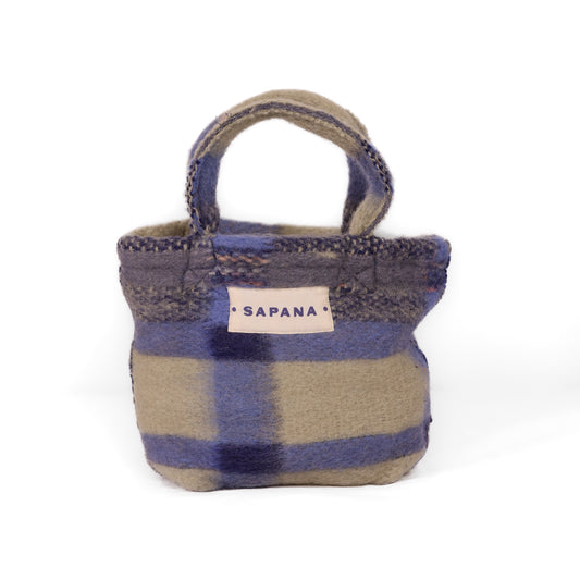 Wool Tiffin 004
